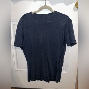 Lululemon men’s shirt